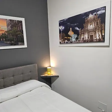 Italia In Guest house *